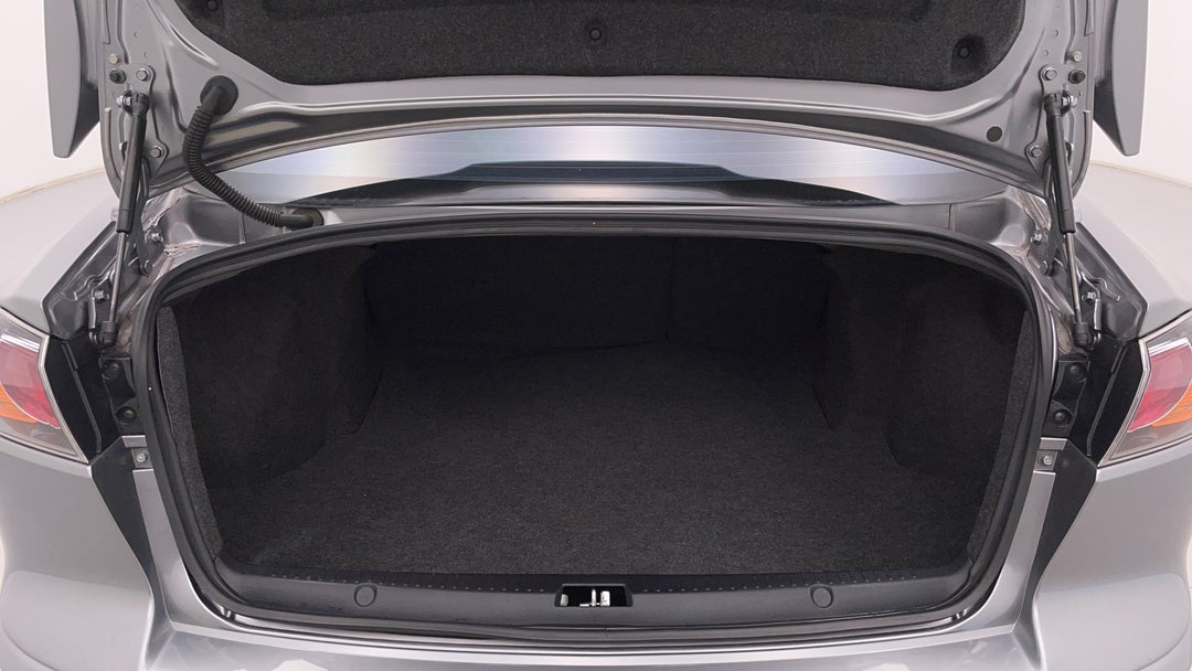 2017 Mitsubishi Lancer Es Sport, Manual, 135655 km, Boot Inside View