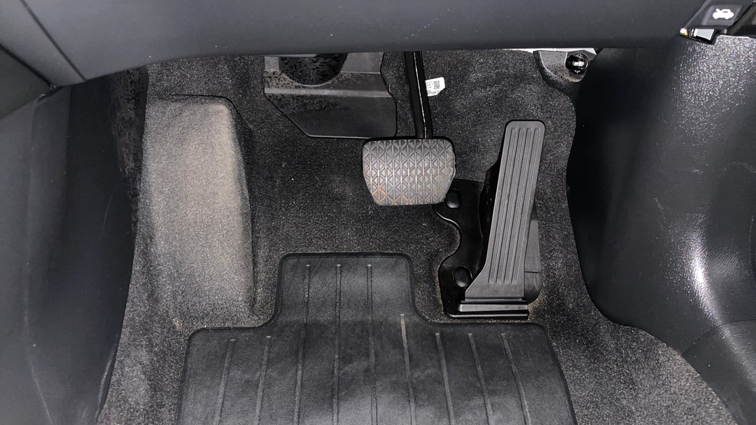 Pedals and Footmat