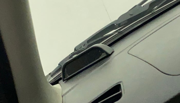 2016 Maruti Wagon R 1.0 VXI AMT, Petrol, Automatic, 18,197 km, Infotainment system - Parking sensor not working