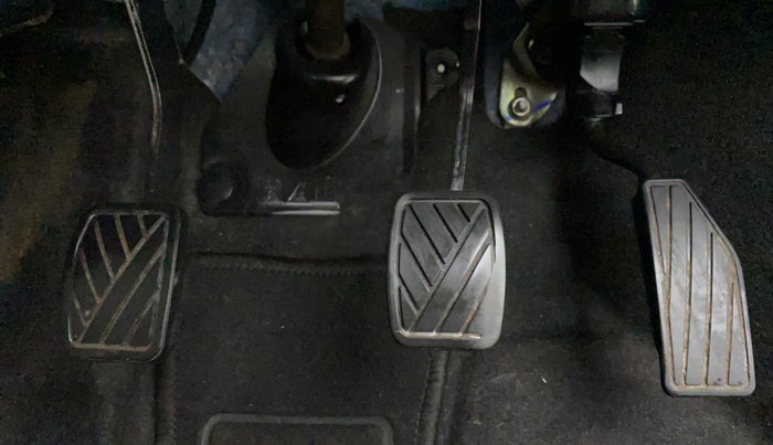 2020 Maruti New Wagon-R LXI CNG 1.0 L, CNG, Manual, 62,629 km, Pedals
