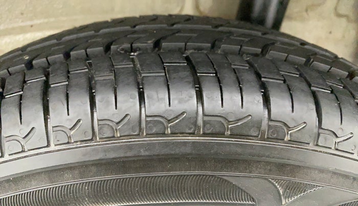 2020 Maruti New Wagon-R LXI CNG 1.0 L, CNG, Manual, 62,629 km, Left Rear Tyre Tread
