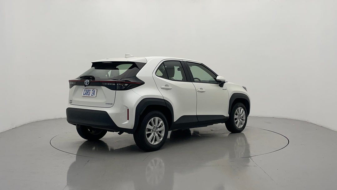 Right Back Diagonal (45- Degree) View