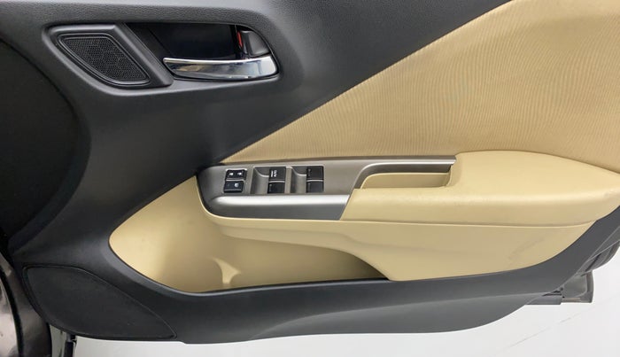 2017 Honda City V MT PETROL, Petrol, Manual, 60,842 km, Driver Side Door Panels Control