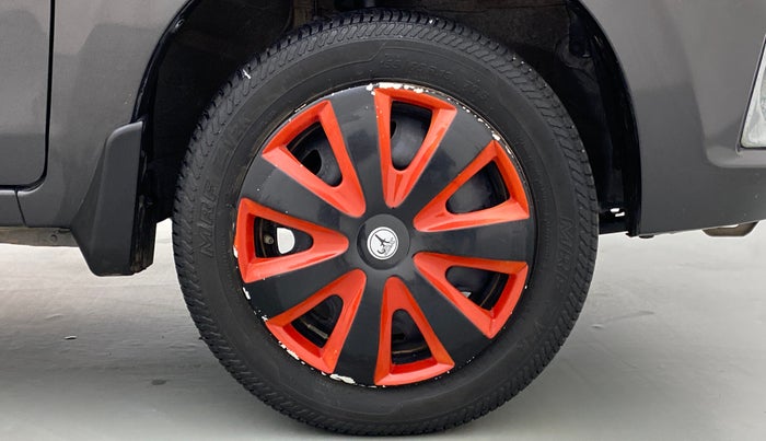 2018 Maruti Alto K10 VXI P, Petrol, Manual, 15,059 km, Right Front Wheel