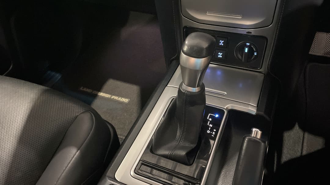 2021 Toyota Landcruiser Prado Vx, Automatic, 78561 km, Gear Lever 