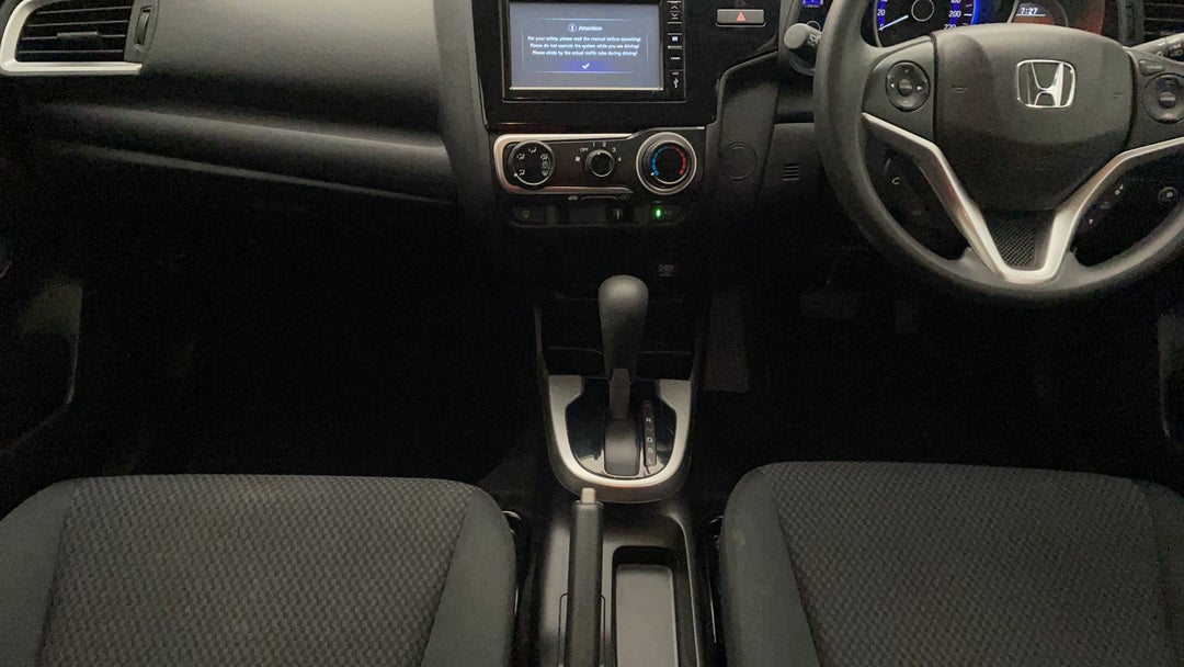 2020 Honda Jazz Vti, Automatic, 45767 km, Center Console