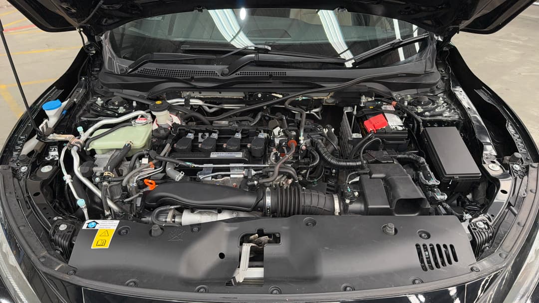 2018 Honda Civic Vti-lx, Automatic, 63083 km, Open Bonnet (Engine)