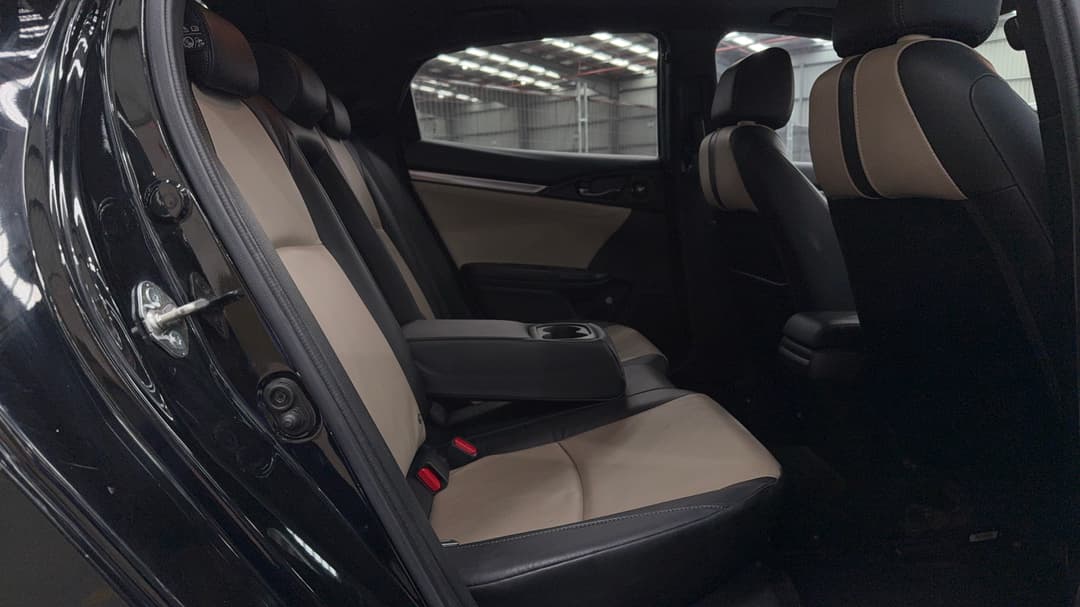 2018 Honda Civic Vti-lx, Automatic, 63083 km, Right Side Rear Door Cabin View