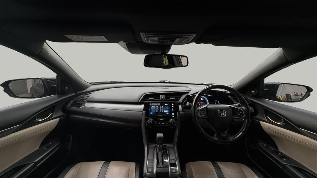 2018 Honda Civic Vti-lx, Automatic, 63083 km, Dashboard View