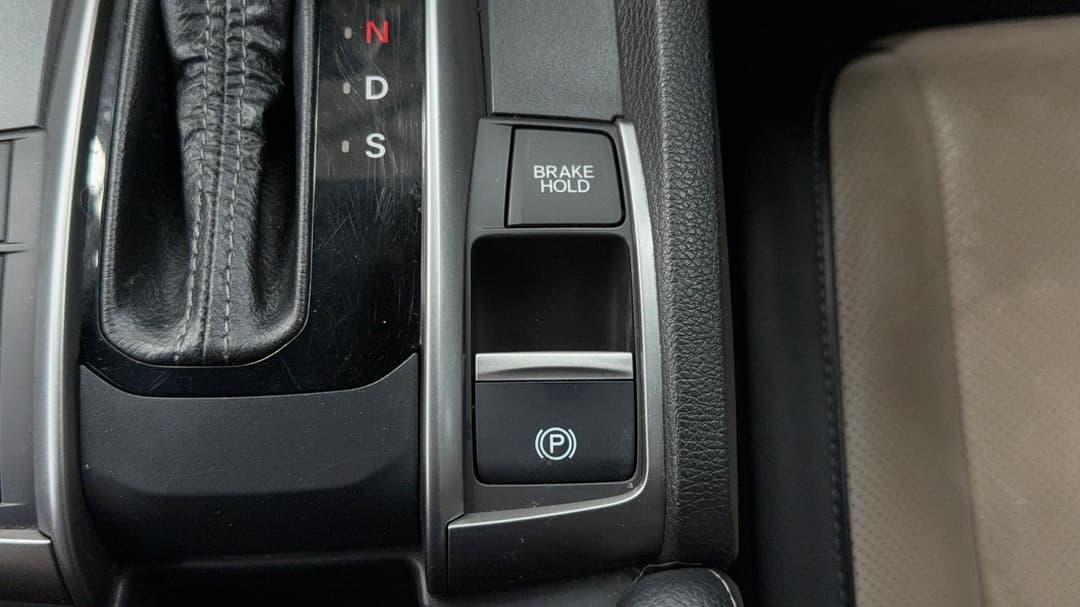 2018 Honda Civic Vti-lx, Automatic, 63083 km, Handbrake