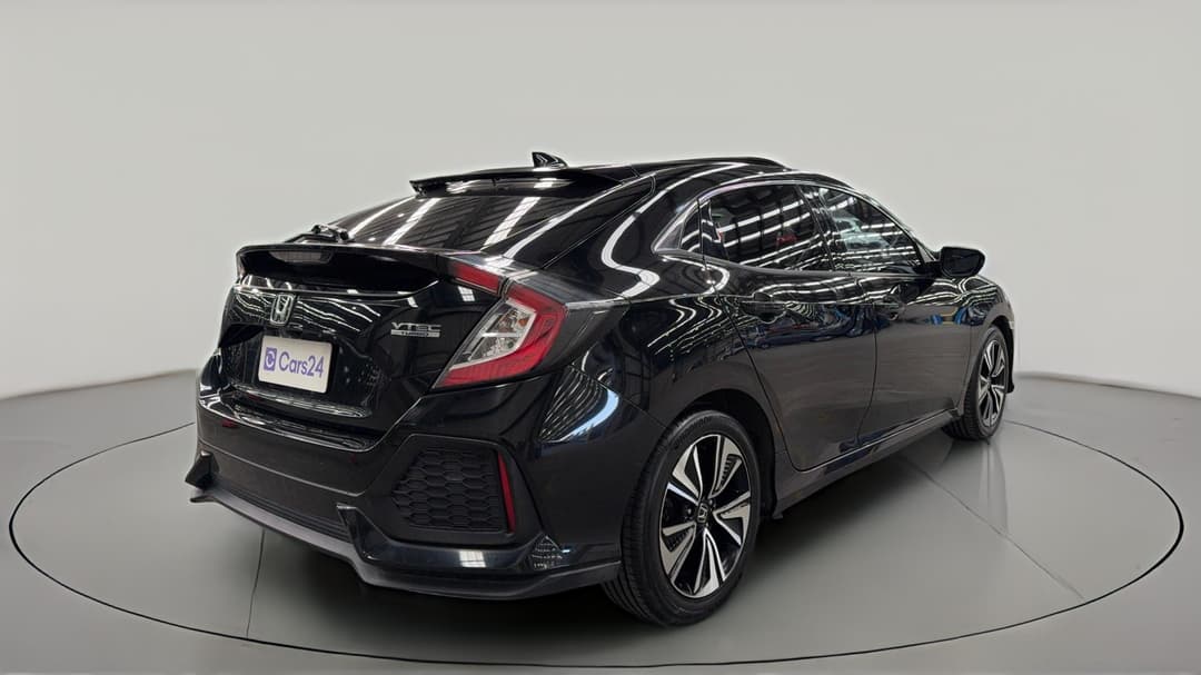 2018 Honda Civic Vti-lx, Automatic, 63083 km, Right Back Diagonal (45- Degree) View