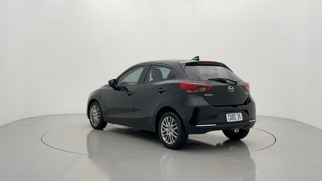 Left Back Diagonal (45- Degree) View