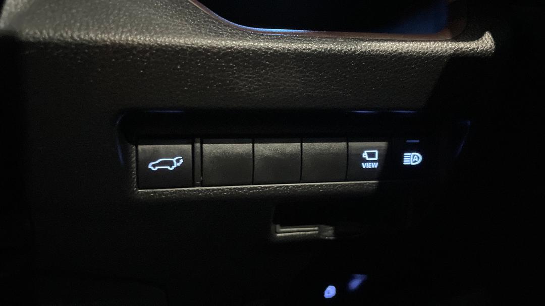 2021 Toyota RAV4 Cruiser (AWD) Hybrid, Automatic, 64602 km, Utility Switches/Buttons