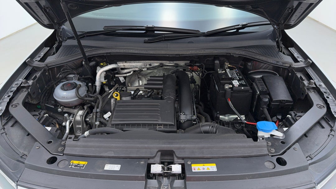 Open Bonnet (Engine)