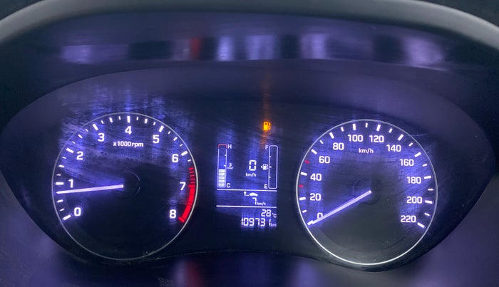2017 Hyundai i20 Active 1.2 S, Petrol, Manual, 1,09,519 km, Odometer Image