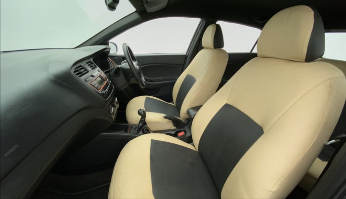 2017 Hyundai i20 Active 1.2 S, Petrol, Manual, 1,09,519 km, Right Side Front Door Cabin