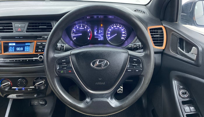 2017 Hyundai i20 Active 1.2 S, Petrol, Manual, 1,09,519 km, Steering Wheel Close Up