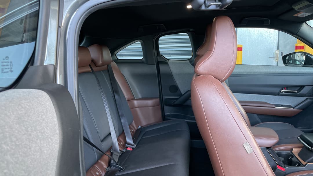 2022 Mazda Mx-30 G20e Astina Mhev, Automatic, 52670 km, Right Side Rear Door Cabin View