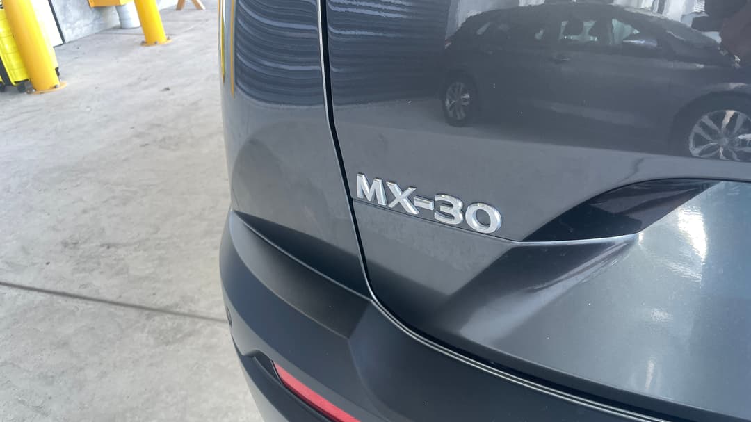 2022 Mazda Mx-30 G20e Astina Mhev, Automatic, 52670 km, Badge (Boot Left Side)