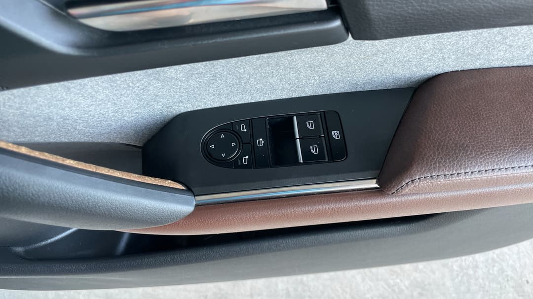 2022 Mazda Mx-30 G20e Astina Mhev, Automatic, 52670 km, Drivers Side Door Panel Controls
