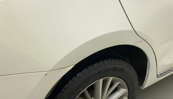 2014 Toyota Corolla Altis VL AT PETROL, Petrol, Automatic, 1,17,664 km, Right quarter panel - Slightly dented