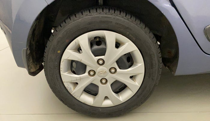 2014 Hyundai Grand i10 SPORTZ 1.2 KAPPA VTVT, Petrol, Manual, 32,178 km, Right Rear Wheel