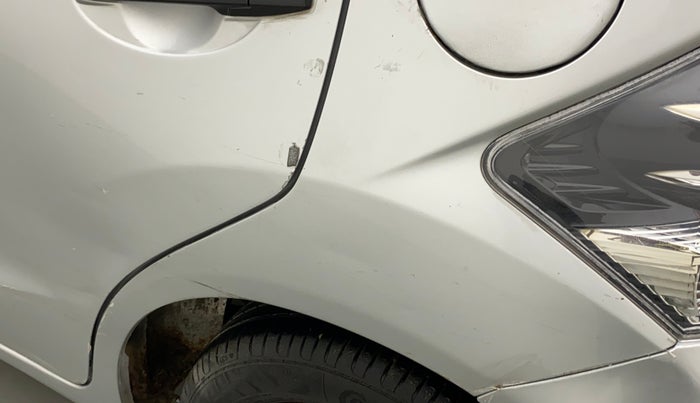 2013 Honda Brio E MT, Petrol, Manual, 70,775 km, Left quarter panel - Minor scratches
