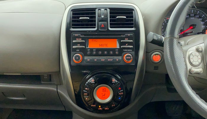 2014 Nissan Micra XV CVT, Petrol, Automatic, 43,978 km, Air Conditioner