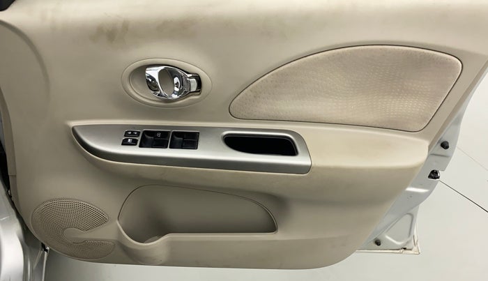 2014 Nissan Micra XV CVT, Petrol, Automatic, 43,978 km, Driver Side Door Panels Control