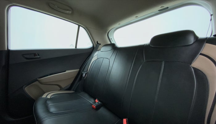 2016 Hyundai Grand i10 MAGNA 1.2 KAPPA VTVT, Petrol, Manual, 88,133 km, Right Side Rear Door Cabin