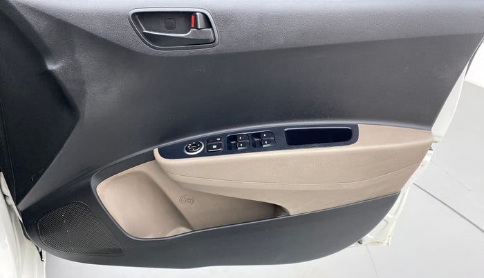 2016 Hyundai Grand i10 MAGNA 1.2 KAPPA VTVT, Petrol, Manual, 88,133 km, Driver Side Door Panels Control