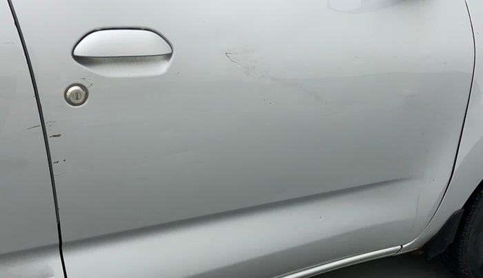 2018 Datsun Redi Go T (O), CNG, Manual, 71,266 km, Driver-side door - Minor scratches
