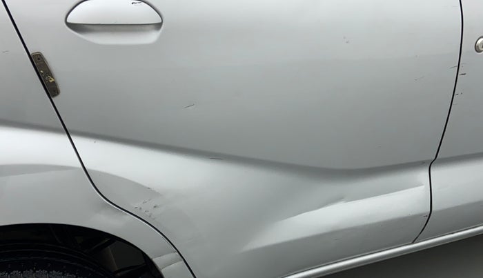 2018 Datsun Redi Go T (O), CNG, Manual, 71,266 km, Right rear door - Minor scratches