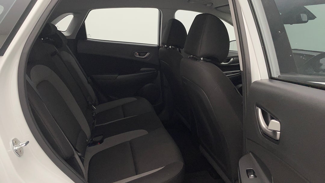 2018 Hyundai Kona Active (fwd), Automatic, 70269 km, Right Side Rear Door Cabin View