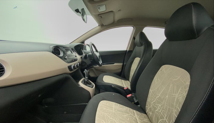 2015 Hyundai Grand i10 ASTA AT 1.2 KAPPA VTVT, Petrol, Automatic, 40,477 km, Right Side Front Door Cabin