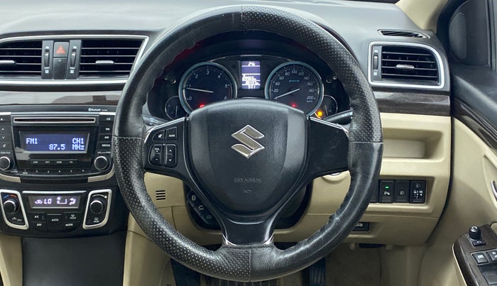 2017 Maruti Ciaz  ZDI SHVS, Diesel, Manual, 86,437 km, Steering Wheel Close Up