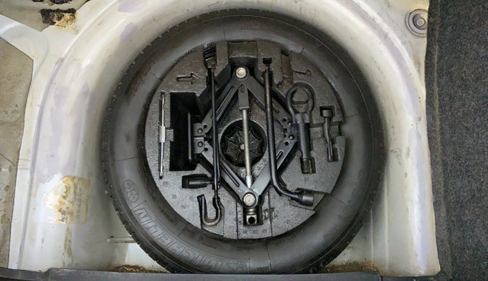 2016 Volkswagen Polo TRENDLINE 1.2L PETROL, Petrol, Manual, 62,799 km, Spare Tyre