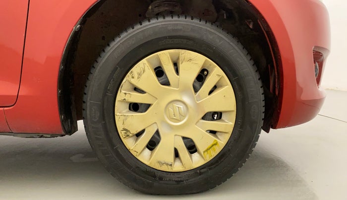 2012 Maruti Swift VXI, Petrol, Manual, 1,23,951 km, Right Front Wheel