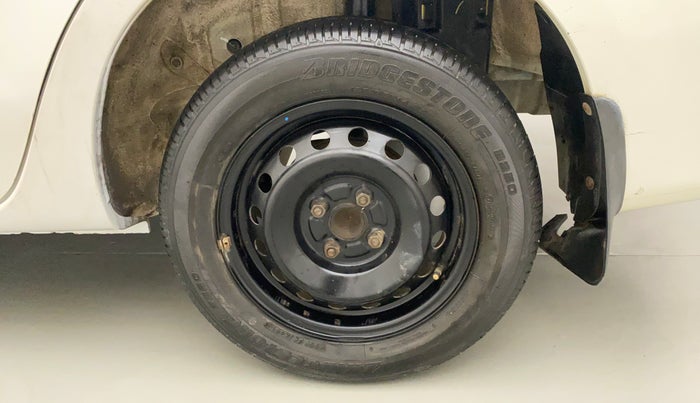 2011 Toyota Etios G, Petrol, Manual, 68,931 km, Left Rear Wheel