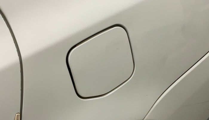 2011 Toyota Etios G, Petrol, Manual, 68,931 km, Left quarter panel - Minor scratches