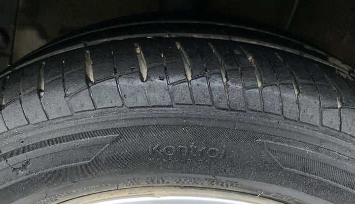 2019 Hyundai Grand i10 SPORTZ 1.2 KAPPA VTVT, Petrol, Manual, 45,245 km, Right Rear Tyre Tread