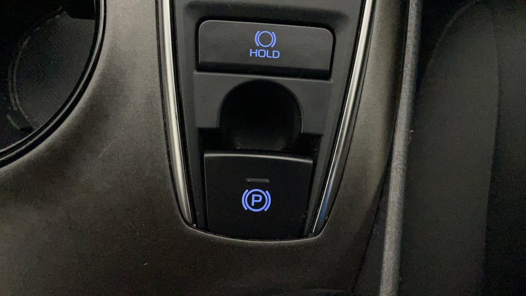 2023 Toyota Camry Ascent, Automatic, 54284 km, Handbrake