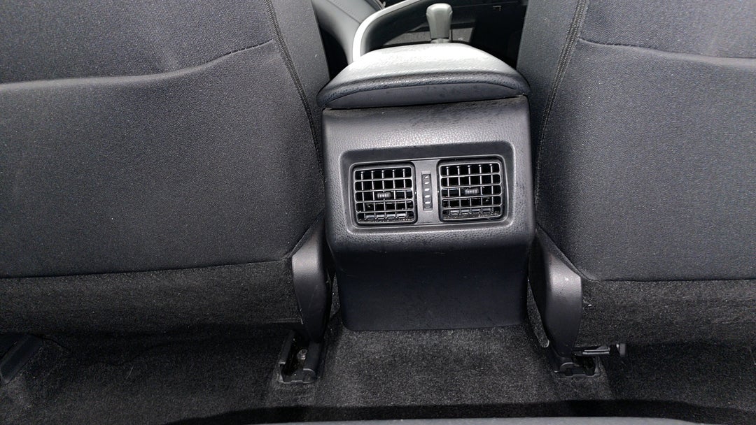 2023 Toyota Camry Ascent, Automatic, 54284 km, Rear A/C Vent