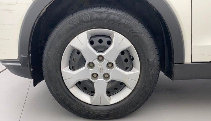 2020 Mahindra XUV300 W6 1.5 DIESEL, Diesel, Manual, 17,702 km, Left Front Wheel
