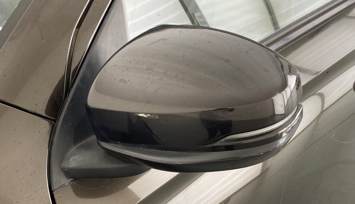 2019 Honda Amaze 1.2L I-VTEC S, CNG, Manual, 90,618 km, Left rear-view mirror - Minor scratches