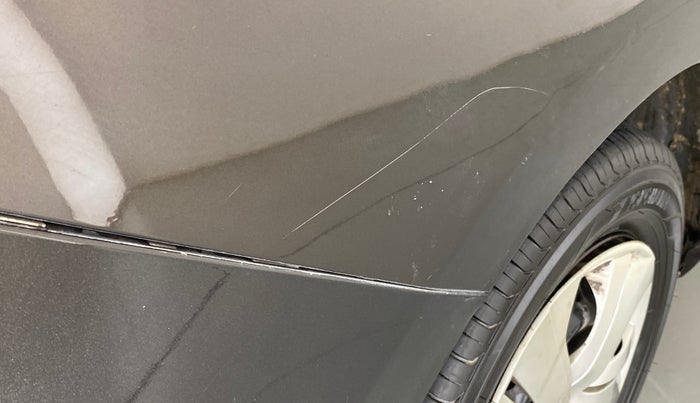 2019 Honda Amaze 1.2L I-VTEC S, CNG, Manual, 90,618 km, Right quarter panel - Minor scratches