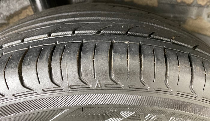 2019 Honda Amaze 1.2L I-VTEC S, CNG, Manual, 90,618 km, Right Rear Tyre Tread