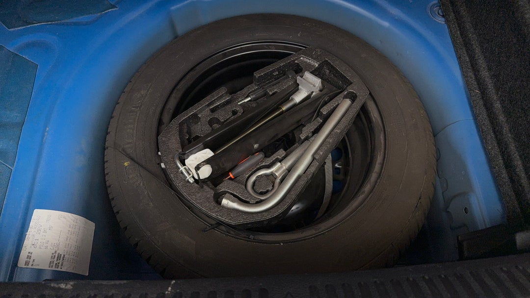 2017 Volkswagen Polo 66 Tsi Trendline, Manual, 109324 km, Spare Wheel