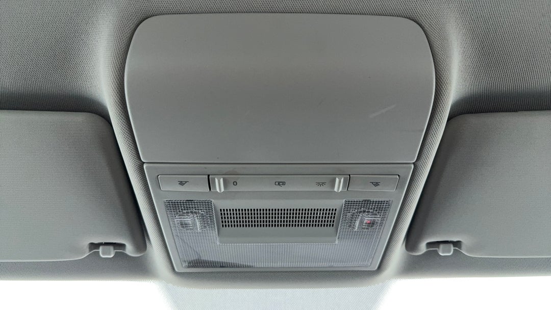 2017 Volkswagen Polo 66 Tsi Trendline, Manual, 109324 km, On-Roof Controls/Sunglass holder