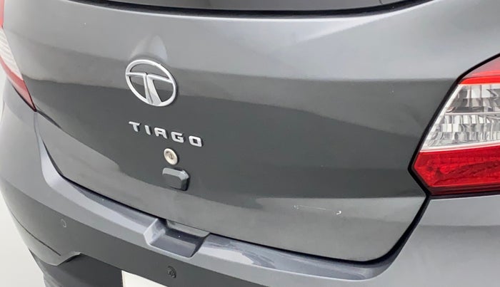 2022 Tata Tiago XT (O) PETROL, Petrol, Manual, 10,681 km, Dicky (Boot door) - Paint has minor damage